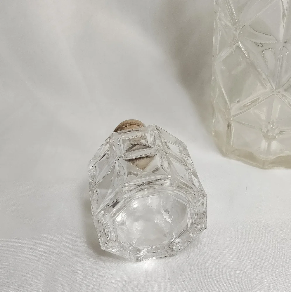 Anchor Hocking Diamond Quilted Liquor Decanter &Stopper Barware. - Picture 8 of 13